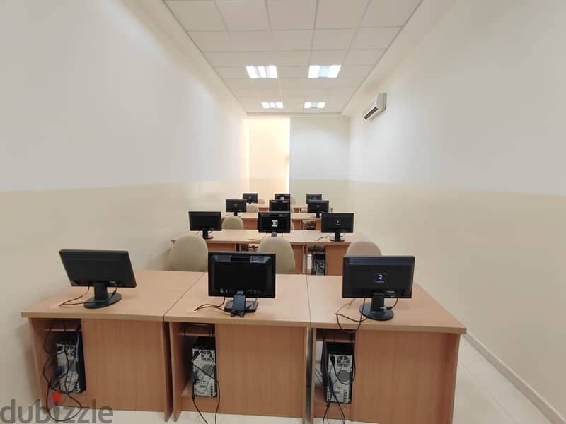 FURNISHED INSTITUTE FULL FLOOR SPACE AVAILABLE FOR RENT IN GHALA 8