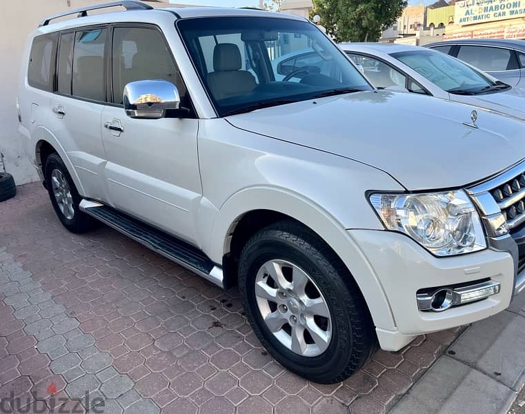 pajero 3.5 Top of the range  Urgent sale 2