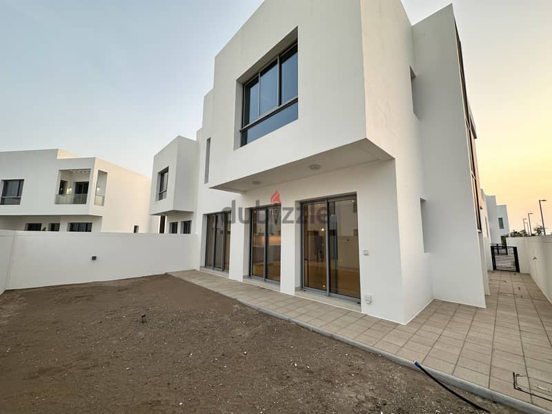 Brand New Corner Plot Villa for Sale in Al Mouj 2