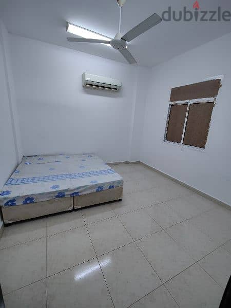 Alkhoud 6 - Sharing Room Available for Family or Working Women 2