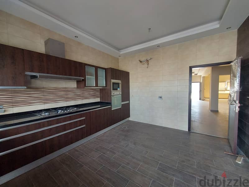 Luxurious 6 Bedrooms Villa for Sale in Bosher Al Muna REF:837R 5