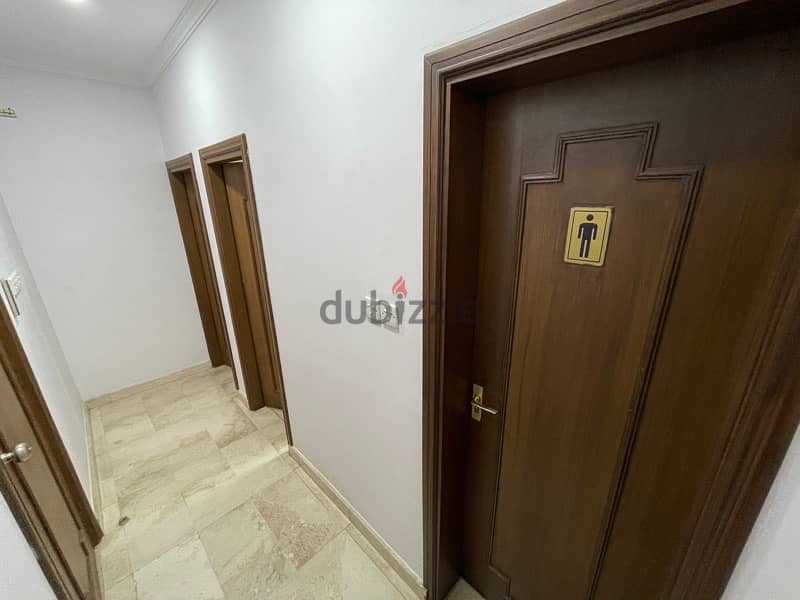 Commercial Villa for Sale in Shatti Al Qurum 9