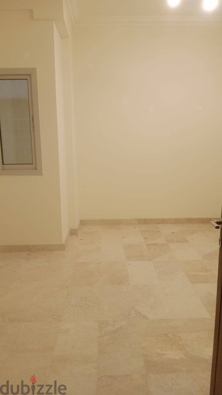 2 BHK Specious Apartmenst Available at Al Hail Near Nesto Hypermarkt 4