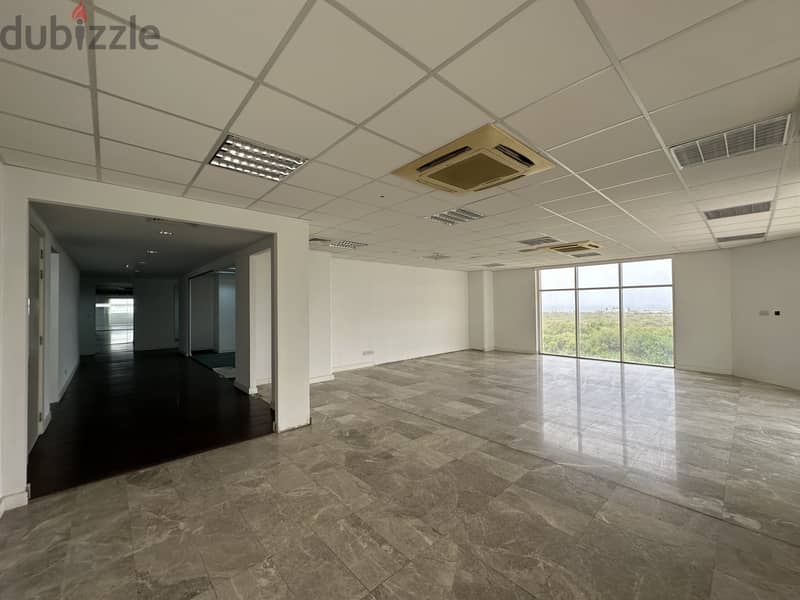 1054 SQ M Office Space In Qurum Close To The Beach 3