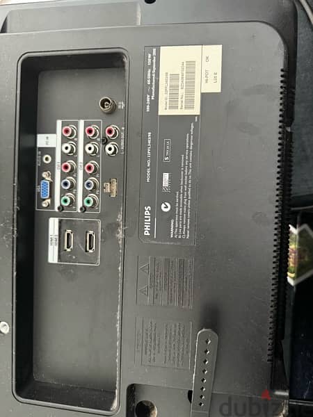 Philips 32 inch LCD TV in good condition 3