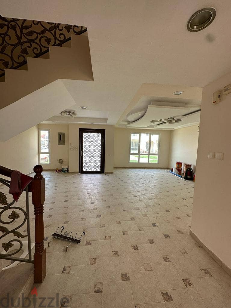 Lovely residence complex, 5 BHK villas for rent in Bosher al muna 3