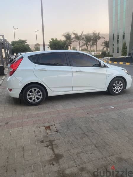 2013 Hyundai Accent Hatchback  'mailage 199 k ' Excellent condition 2