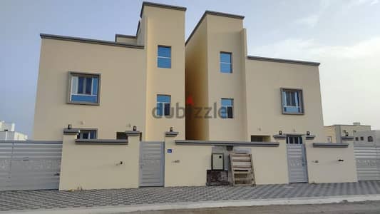 villa high quality for sell in mabela 8  فلل للبيع في المعبيله