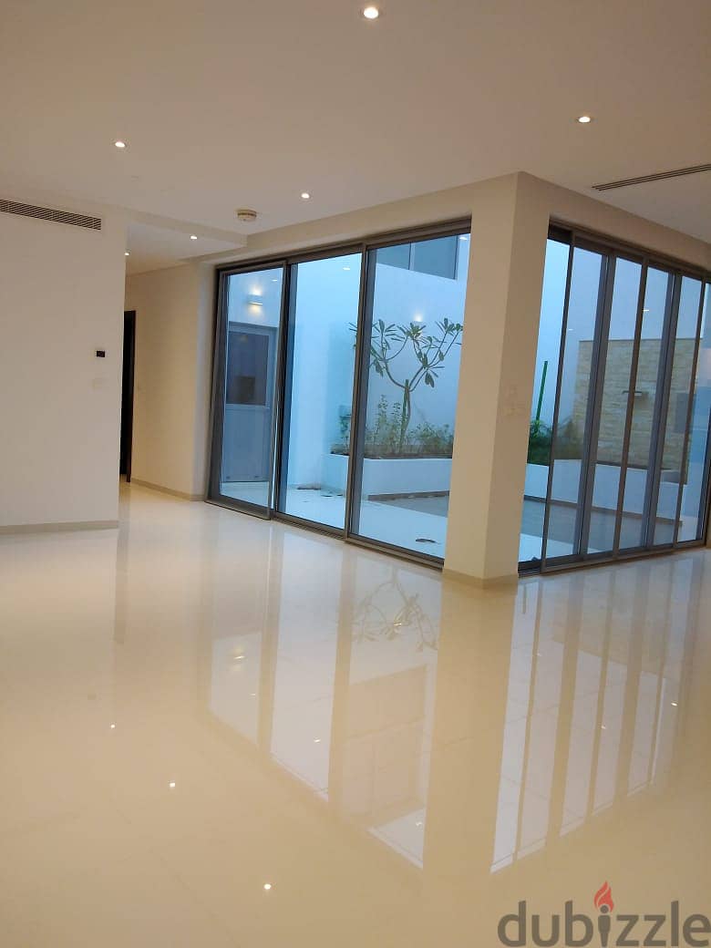 3 Bed Villa Ghadeer Residennce The Wave Muscat Almouj 18