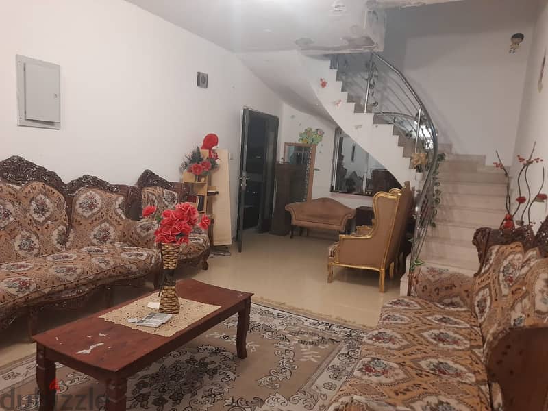 غرف للايجار للموظفات والطالبات فقط  بالخوض السوق Rooms for rent ladies 2