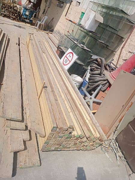 white wood red wood plank wood jack scaffolding 1