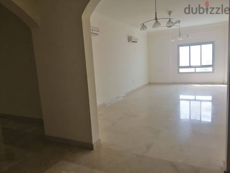 Al Hail! Luxurious 3 & 4 Bedrooms Apartments at Muscat Residence 14