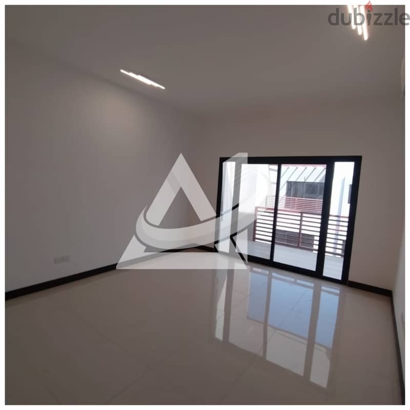 ADV1401**4bhk + Maid's in secured community gated located in Al Seeb 4