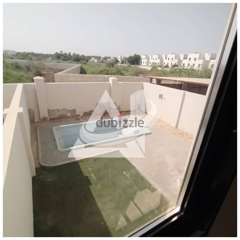 ADV1401**4bhk + Maid's in secured community gated located in Al Seeb 10