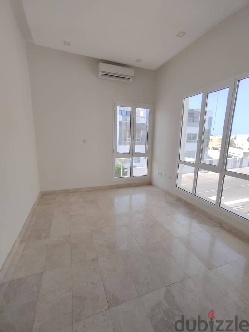 5BEDROOM VILLA AVAILABLE FOR RENT MADINAT AS SULTAN QABOOS 7