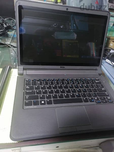 Dell laptop 3340
Intel Corei 3 -4th gen , ram 4gb 1