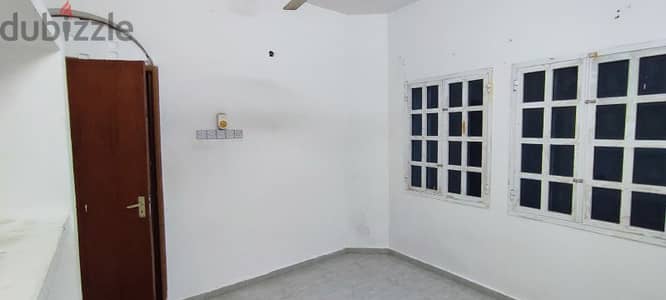 medium room for rent