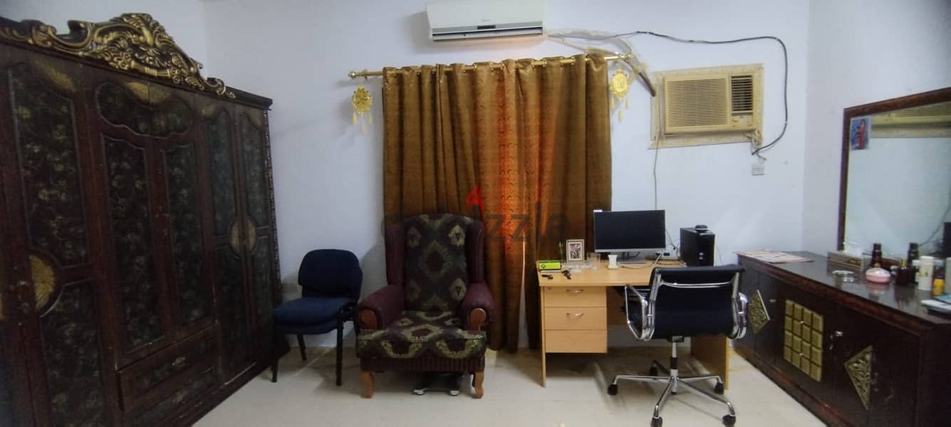 Fully Furnished Room for non-cooking  Indian exe. bachelor - Wadi Kabir 1