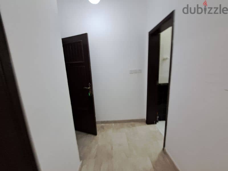 spacious bright flat in Ghubrah south 2