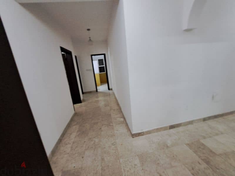 spacious bright flat in Ghubrah south 7