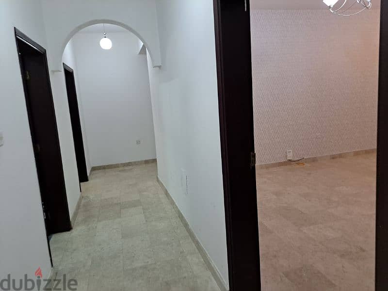 spacious bright flat in Ghubrah south 13