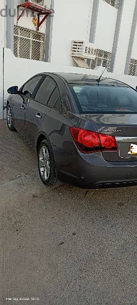 Chevrolet Cruze full option  need and clean 4 tyres new 1