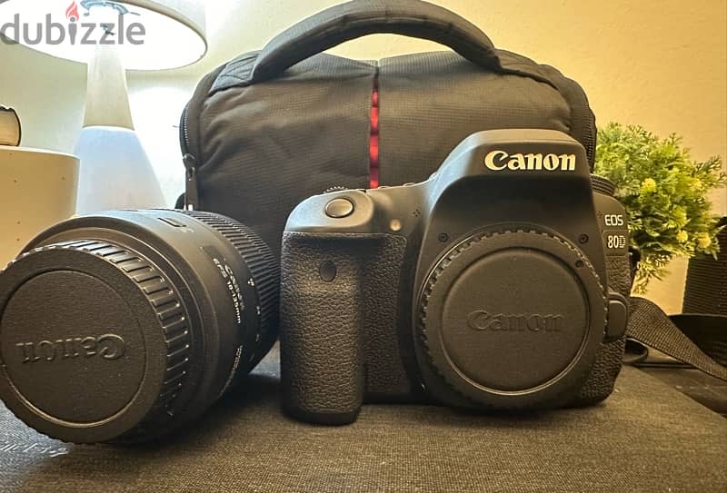 Canon 80D professional camera 0