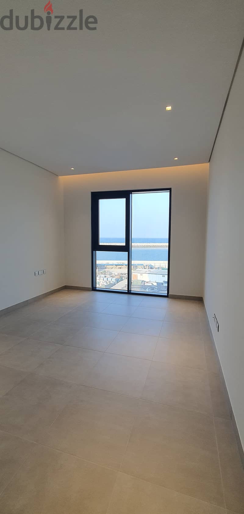 Brand New 1-Bedroom Apartment in Al Mouj Juman 2 Building For Rent 5