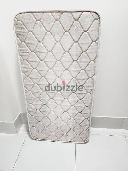 baby mattress almost new not used 1