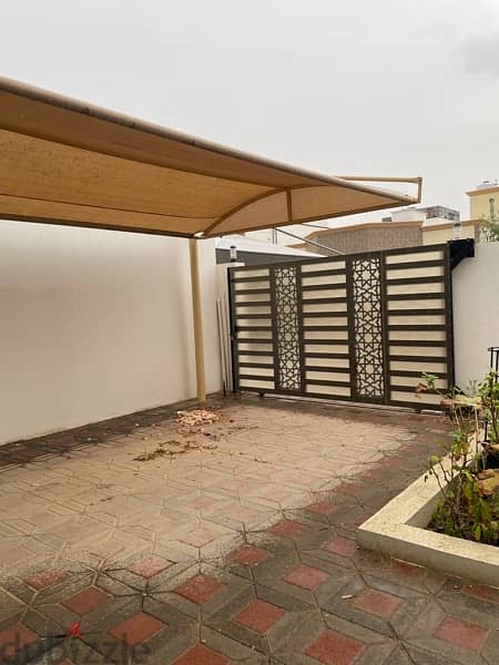 Villa Furnished with Garden near express highway and Muscat Mall 9