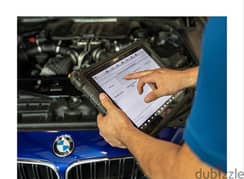 checking car with computer 0