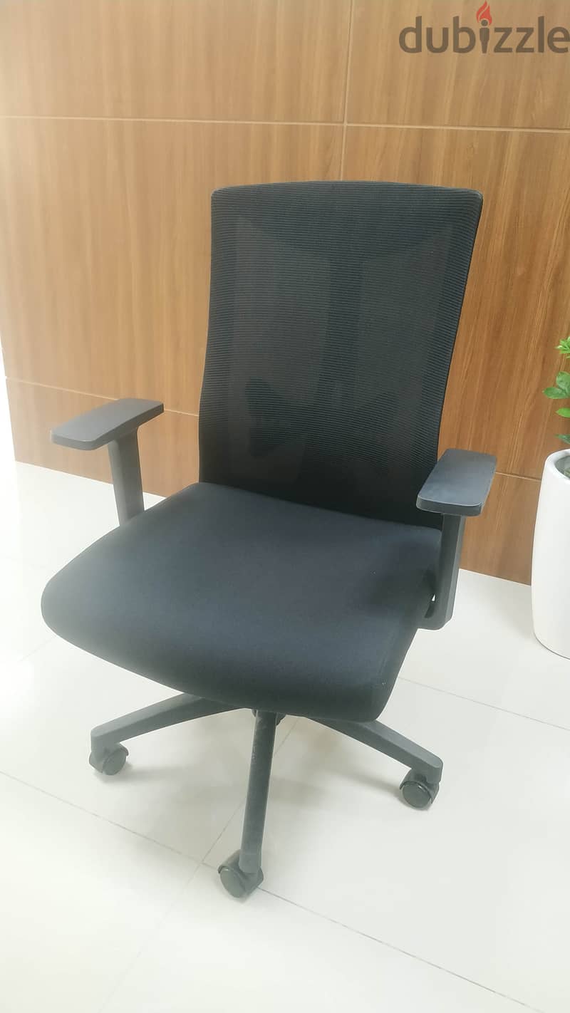 Office furniture Machinery for sale 9