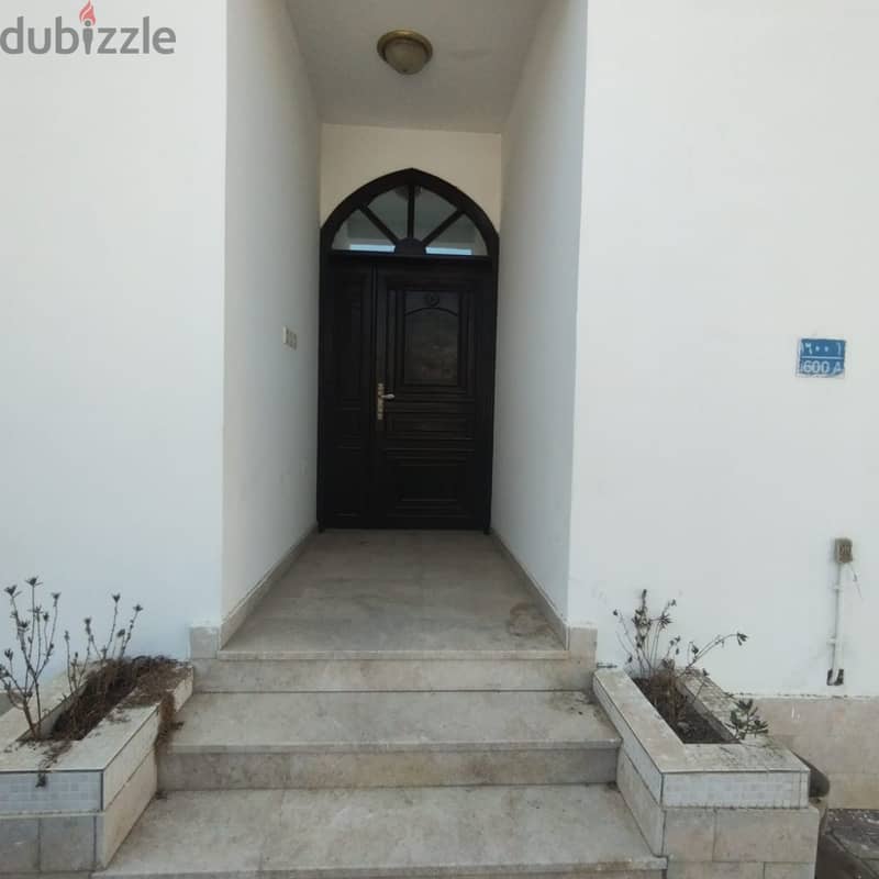 5  Bedroom Detached -Villa available for rent. 1