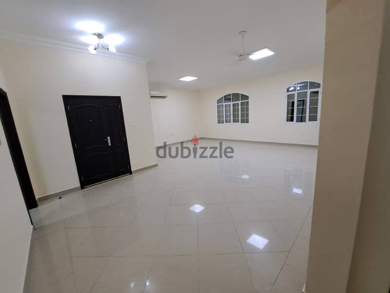 spacious  bright flat near Holiday Inn Hotel near carfour 2