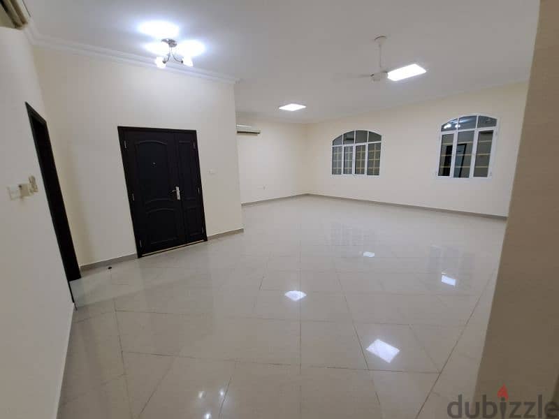 spacious  bright flat near Holiday Inn Hotel near carfour 3