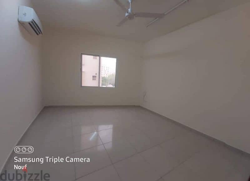 3 Bhk flats for rent in gobra north 7