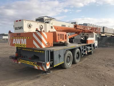 Crane 25 tons