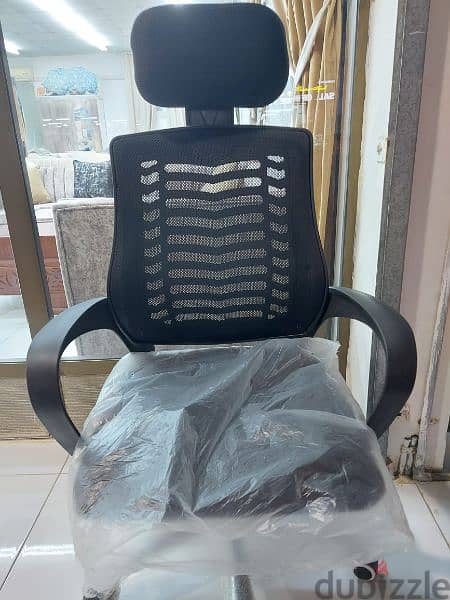 new office chairs without delivery 1 piece 16 rial 2