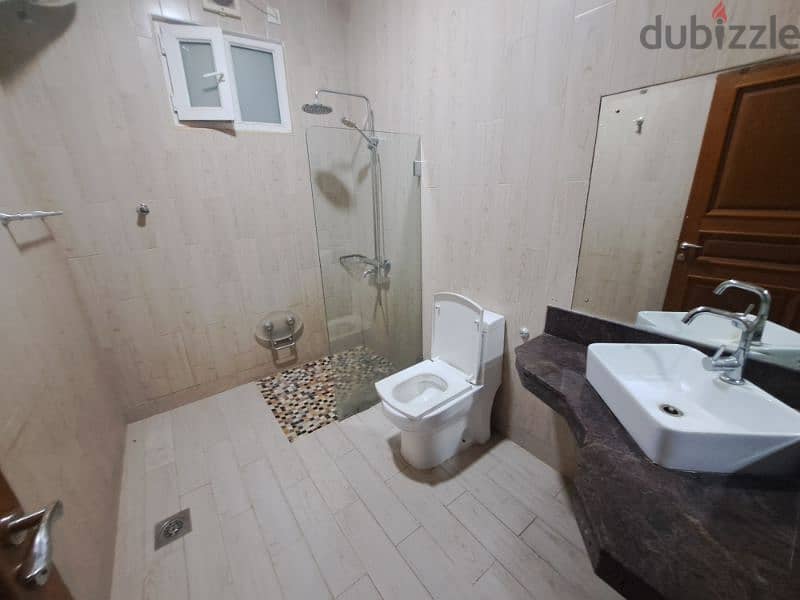 Luxurious  flat near Al namaa round about and  near khoud street 4