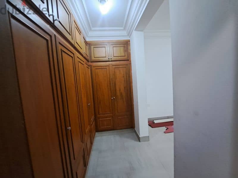 Luxurious  flat near Al namaa round about and  near khoud street 6