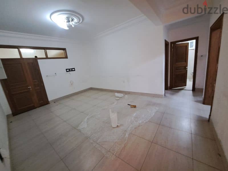 Luxurious  flat near Al namaa round about and  near khoud street 18