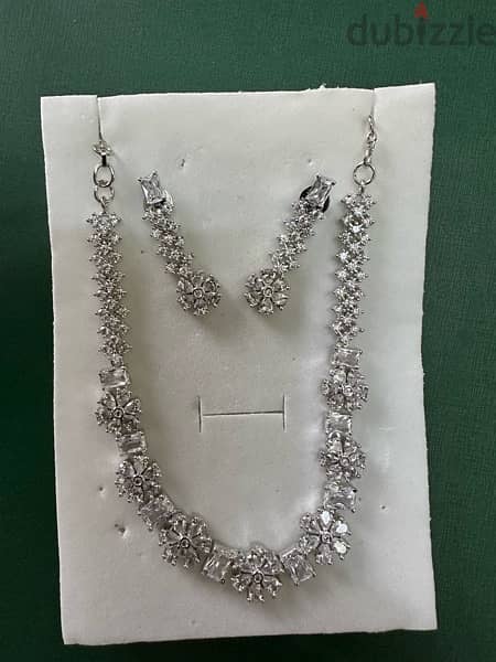 Beautiful Zircon necklaces Offer price buy 1 take 1 free 14