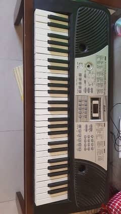 ikon piano with charger