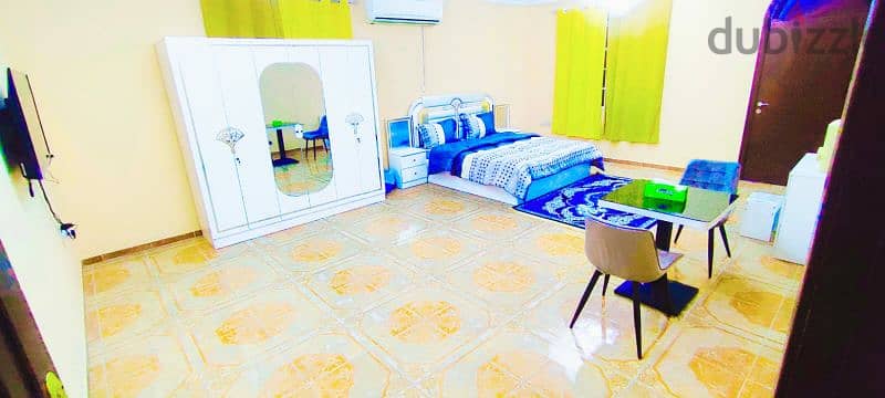 Daily room rent 7 riyal maabilah. إيجار الغرفة اليومي 1