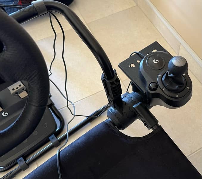 logitech g923 for playstation and PC and Next Level Racing cockpit ...