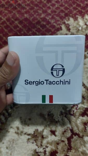 للبيع ساعة سيرجيو تاشيني 1