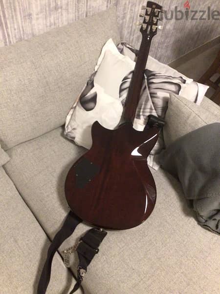 RS620 YAMAHA electric guitar very good condition 1