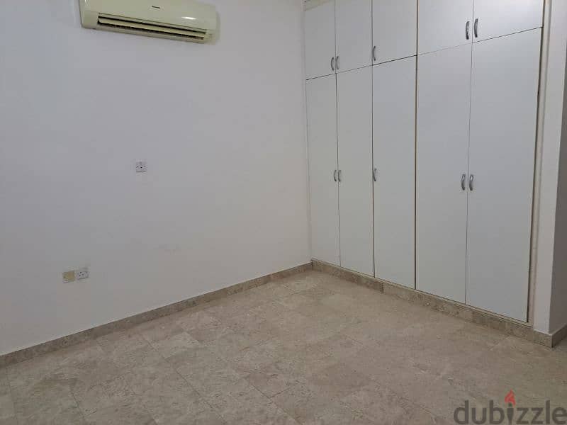 spacious flat I  south ghubrah 8