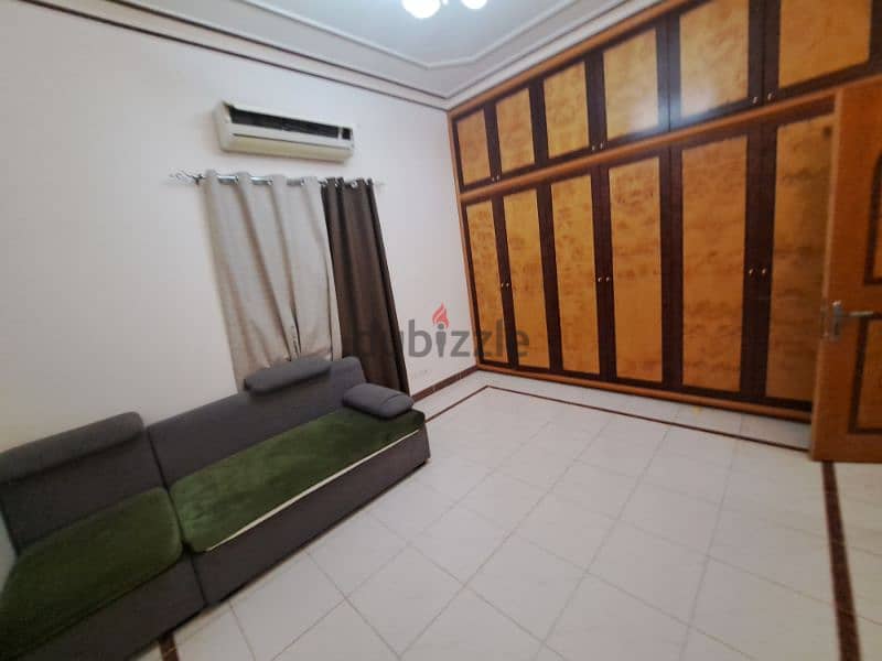 nicevflat near souq Al khoud 10