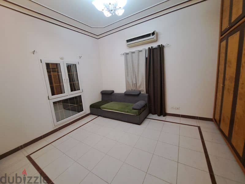 nicevflat near souq Al khoud 15